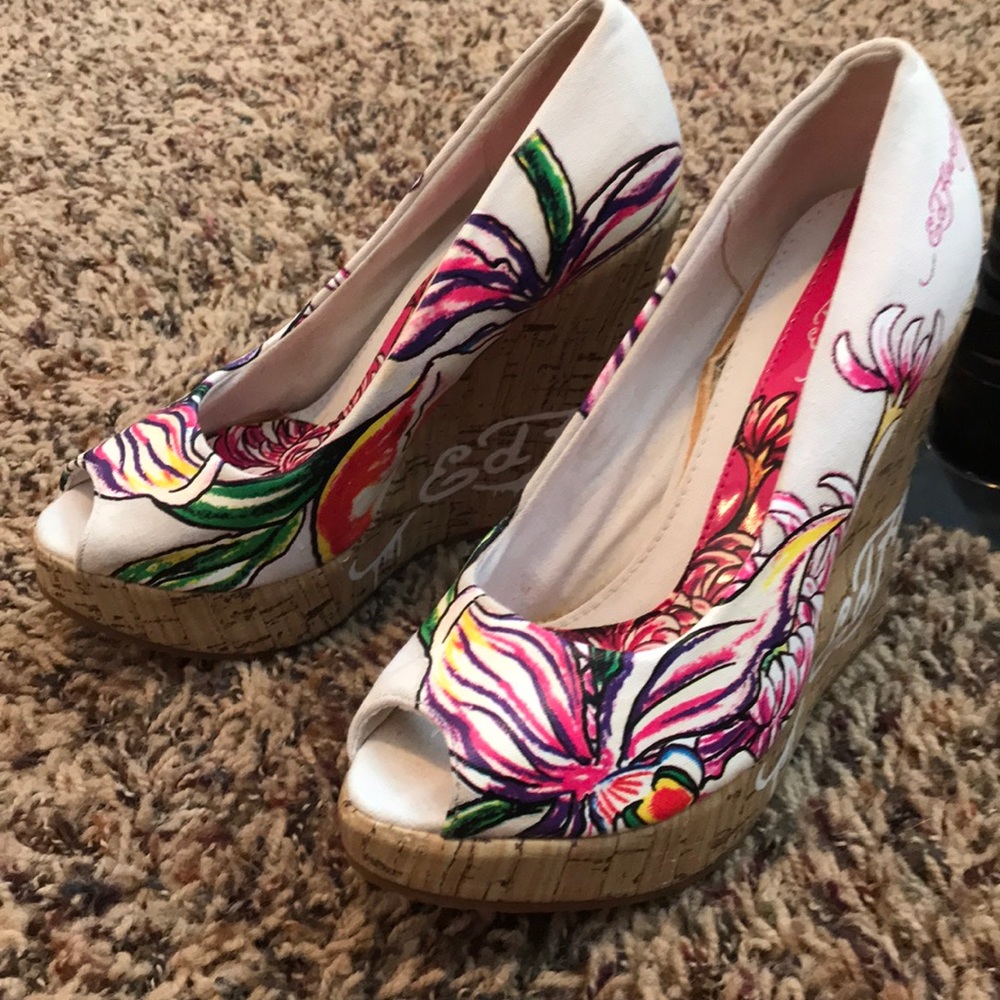 Ed hardy wedges!